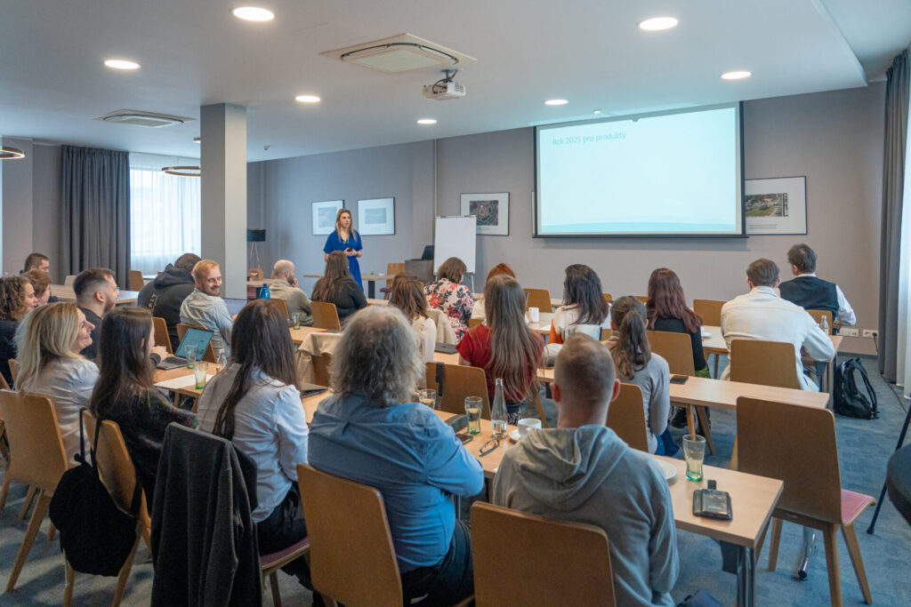 Employer,,Boss,Hiring,Candidate,After,Successful,Job,Interview.,Happy,Customer